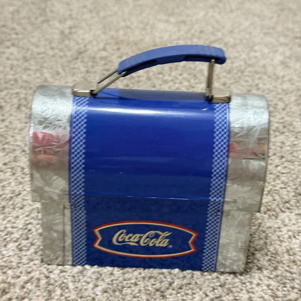 Coca-Cola Workbox Tin Lunch Box Dome Top Metal Latch Blue Silver 6x5x3.25 2002
